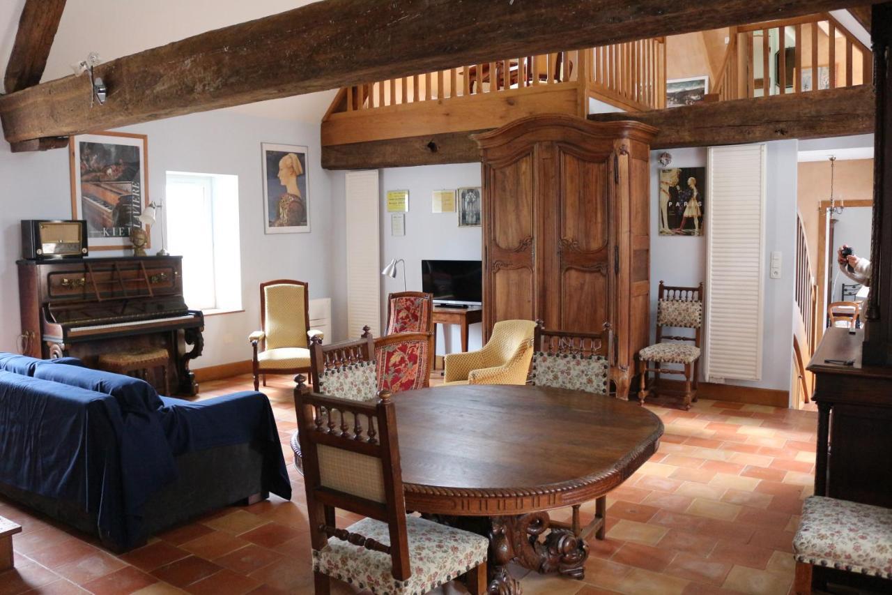 Chez Celestine Souvigny